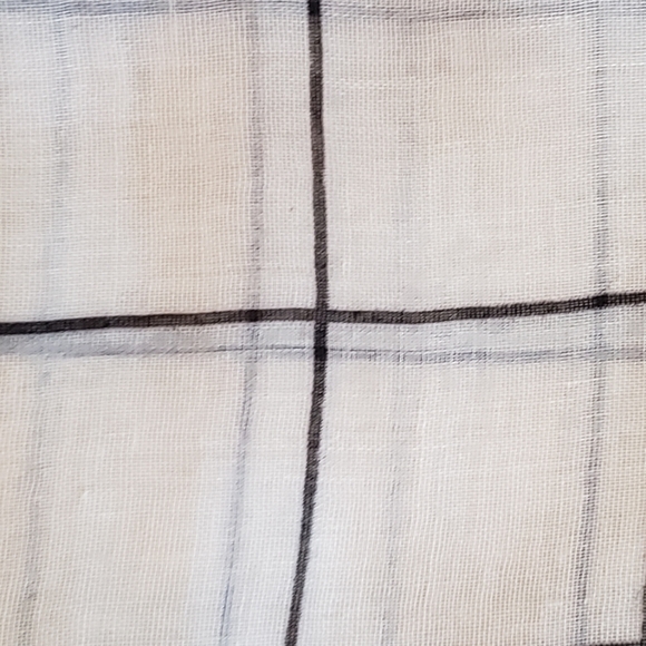 *NEW* Rachel Pally Cream and Black Grid Scarf - Picture 8 of 8